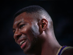 致哀！前湖人57岁中锋埃尔登-坎贝尔去世 曾随活塞2004年夺冠