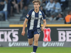 德国16岁的新星球员艾希霍恩正在被多加欧洲豪门俱乐部所关注