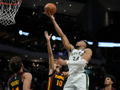 Shams：如果在赛季中期字母哥提出交易，到时参加竞争的球队远不止尼克斯