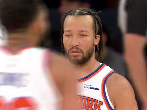 黄蜂vs尼克斯第3节英文原声回放