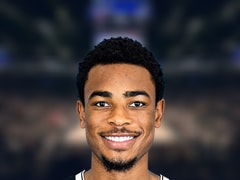 NBA每日盖帽王：尼古拉斯·克拉克斯顿3盖帽(2025年12月07日)