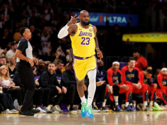 詹姆斯：我目前还没能恢复到百分之百的最佳状态，今天的身体感受已经好了很多