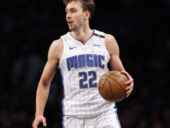 Shams：魔术球星小瓦格纳确诊为左脚踝严重扭伤，并未出现结构性损伤