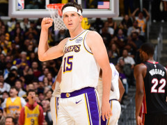 状态下滑！里夫斯过去两场比赛场均仅能得到13分6板5.5助，真实命中率低至37.5%