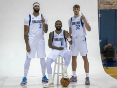 美记：独行侠计划先观察弗拉格、欧文与戴维斯的实战表现，再决定是否启动交易