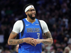 美记：活塞与独行侠之间从未就戴维斯的交易进行过任何讨论