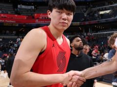 众队记热议杨瀚森：开拓者开始后悔选他错过奎因科沃德 应调整球队策略