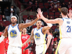 NBA高清直播在线直播：常规赛勇士vs开拓者（12月15日） 库里对决杨瀚森，究竟谁会笑到最后？