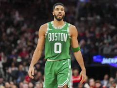 美记：塔图姆希望能在本赛季回归，但是凯尔特人还需要完成多个流程步骤