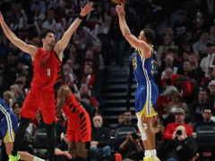 生涯首次在单场命中至少12记三分却输球！库里全场比赛空砍48分3板2助3断1帽