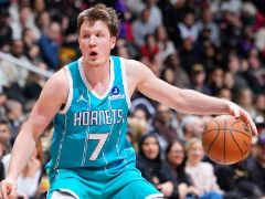 黄蜂新秀康-克努佩尔大学数据详情一览