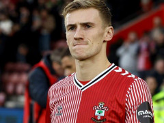 德天空：南安普顿球队的中场球员唐斯计划在冬窗离队，汉堡对此很感兴趣