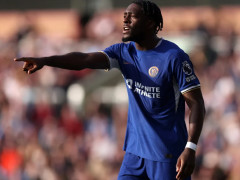 罗马诺：迪萨西被推荐给了巴萨，但若想要完成转会交易，球员必须永久转会