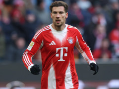 记者：格雷茨卡在冬窗离开拜仁的几率很小