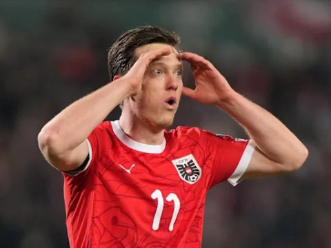 德天空：奥格斯堡签下曾经效力过球队的球员格雷戈里施