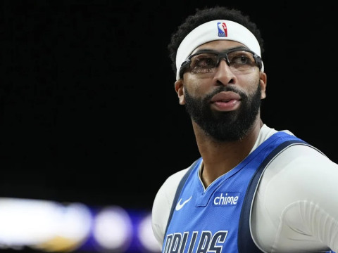 Shams：老鹰在交易特雷·杨后具备了追求高薪球星的灵活性，引援计划的目标还是独行侠的戴维斯