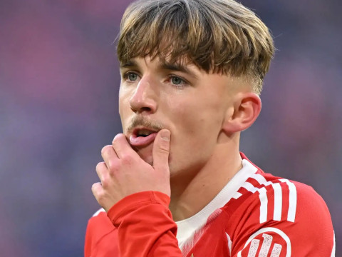 罗马诺：球队因于卡尔在今年的优异表现，球队也希望以涨薪的方式来留住这位未来之星