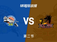 新疆vs江苏：次节结束，新疆49-29江苏，杨芮得到16分