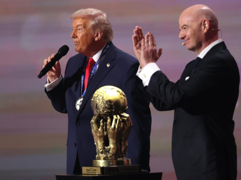 邮报：国际足联没有意向取消掉颁发给特朗普的世界和平奖