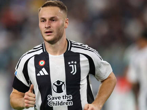 记者：库普梅纳斯并不打算在冬窗离开尤文，目前球员没有任何的转会传闻