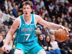 黄蜂新秀康-克努佩尔体重是多少？答案：97KG