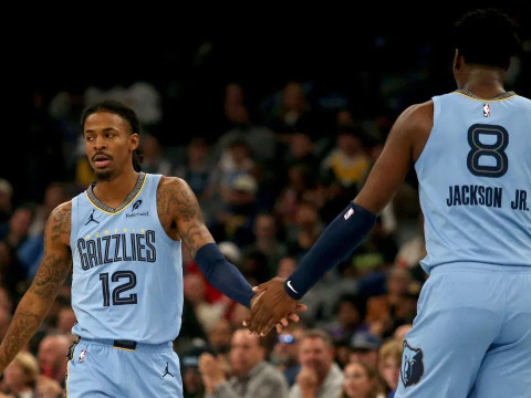 美记：灰熊已明确将球队发展方向转向年轻化重建，一旦交易莫兰特后小贾伦·杰克逊也有可能被交易