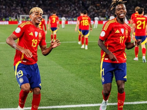 西班牙国家队将在3月30日对阵埃及国家队，两队上一次交手还在2006年6月3日