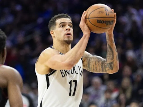 美记：勇士目前尚未向篮网就交易得到小波特提交报价，他们对于球队未来的选秀权非常谨慎