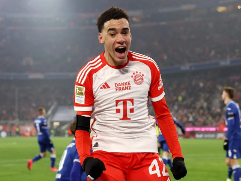 德甲030：莱比锡红牛VS拜仁比分预测，拜仁状态火爆客场作战势不可挡