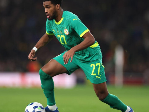 姆巴耶以17岁11个月成为1982年后非洲杯决赛最年轻的获胜球员