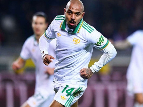 首秀完成进球，马伦社媒发文庆祝：首秀、进球、胜利