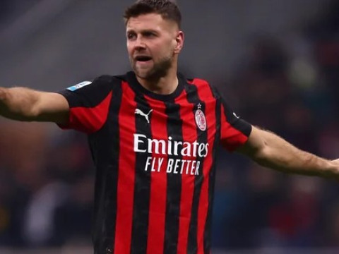 迪马济奥：米兰目前需要找到一名高质量的中卫，不过目前球队还没有明确的目标球员