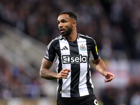 欧冠：纽卡斯尔联VSPSV埃因霍温比分推荐 纽卡斯尔联遭遇两连不胜，PSV埃因霍温客场有望取胜