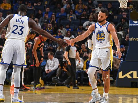 勇士遭猛龙双杀！库里16分库明加复出20+5 奎克利40分平生涯纪录