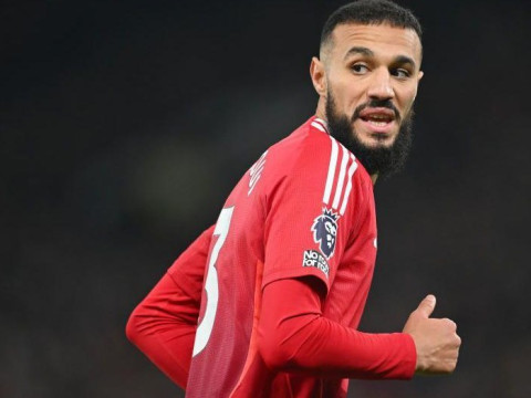 曼晚：马兹拉维大概率能上场曼联对阵阿森纳的比赛，曼联给予球员假期调整