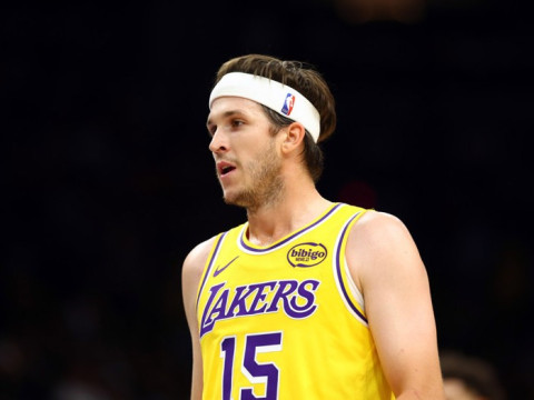 里夫斯因伤缺席多达19场比赛，将无法参与本赛季常规赛所有奖项的评选