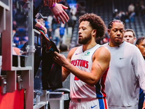 NBA高清直播在线直播：常规赛火箭vs活塞（1月24日）康宁汉姆与杜兰特的球星对话！