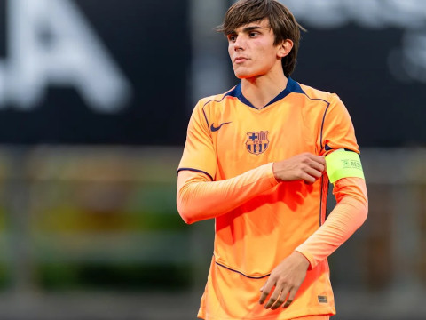 斯基拉：科莫签下了巴萨二队球员昆卡，计划将球员租借出去历练