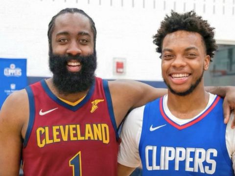 曝哈登主动提出离队想法！或因合同问题想交易 快船对此十分震惊