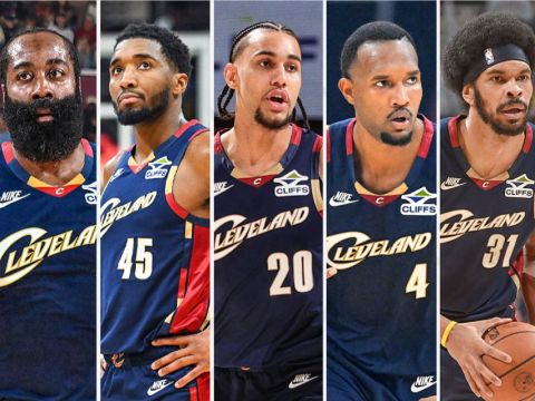 骑士两交易后出15+3名单：存9大后卫锋线孱弱！还想追字母+签詹皇