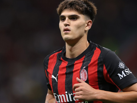 AC米兰计划续约左后卫巴尔泰萨吉并计划涨年薪达到约200万欧元