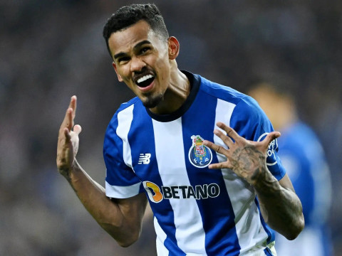 葡超精选：波尔图VS葡萄牙体育比分预测，波尔图主场欲决断冠军归属