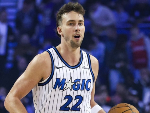 明日NBA常规赛魔术vs雄鹿 魔术伤病报告出炉·！小瓦格纳伤病管理出战成疑