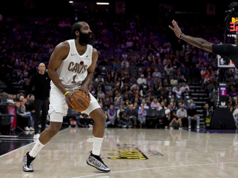 美记：哈登曾有意重返火箭，不过火箭对他兴趣不大