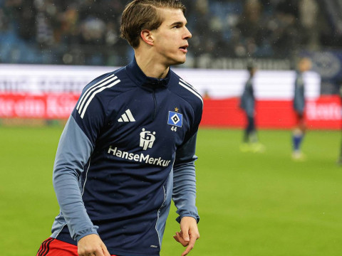 拜仁慕尼黑对中卫球员武什科维奇表示出兴趣，热刺无意出售球员