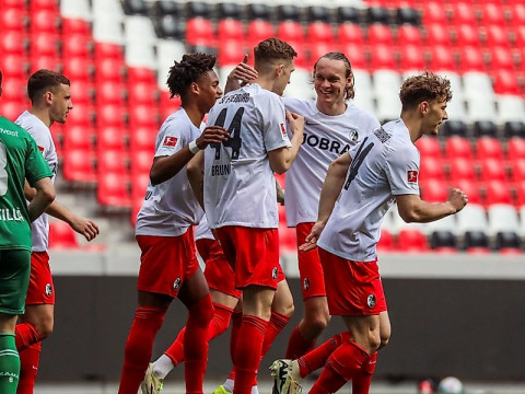 德国杯四分之一决赛：柏林赫塔VS弗赖堡比分预测，弗赖堡客场冲击半决赛