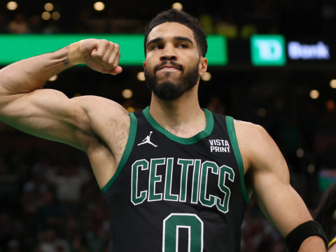 Shams：塔图姆会等到身体100%恢复才会复出，目前还不能确定这是否会在本赛季复出