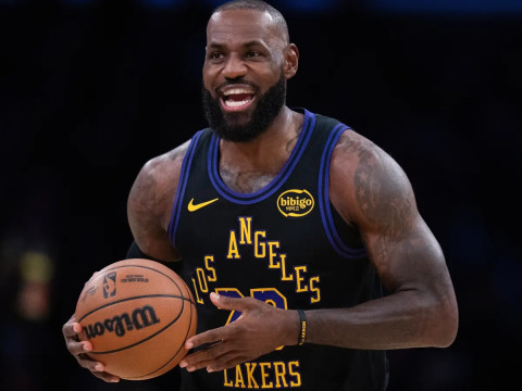 NBA常规赛雷霆vs湖人 双方首发阵容出炉！杰伦·威廉姆斯复出迎战詹姆斯