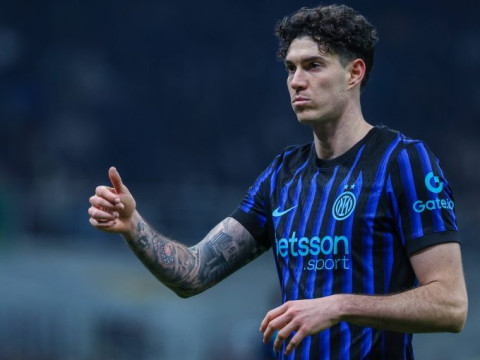 卡萨诺锐评巴斯托尼：我不认为他具备为豪门效力的水准，他的防守移动能力不足