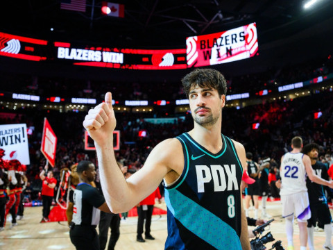 今日NBA常规赛开拓者vs76人 阿夫迪亚大概率出战 罗威与亨德森可以出战